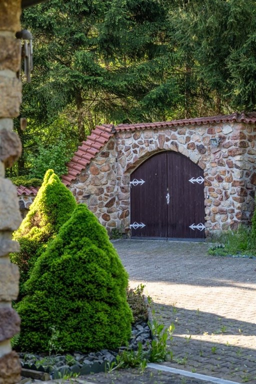 Exteriér domu - denní pohled 6