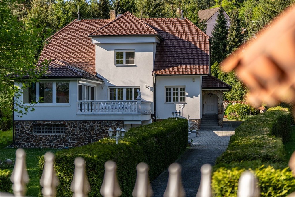 Exteriér domu - denní pohled 28