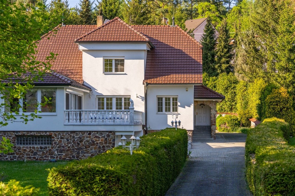 Exteriér domu - denní pohled 30