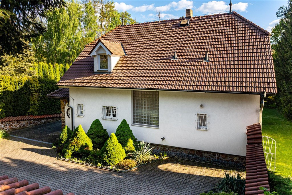 Exteriér domu - denní pohled 40